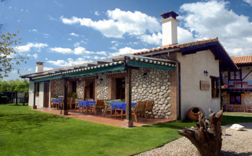 El Canchal De La Gallina - Parking Gratis - Jacuzzi En Privado - Cafeteria - Desayunos - Piscina De Agua Caliente A Partir Del 12 De Abril 2025 Hervás Dış mekan fotoğraf